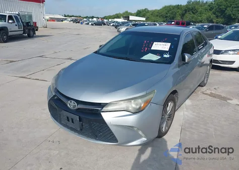 2015 Toyota Camry Se z USA, uszkodzony, nr VIN 4T1BF1FK6FU499809